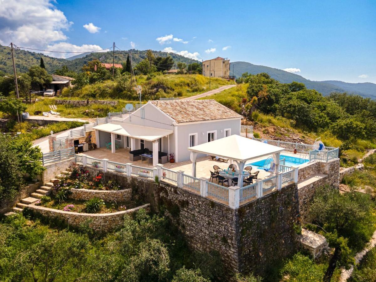 Orizontas Corfu, Private With Breathtaking Views * Loutses