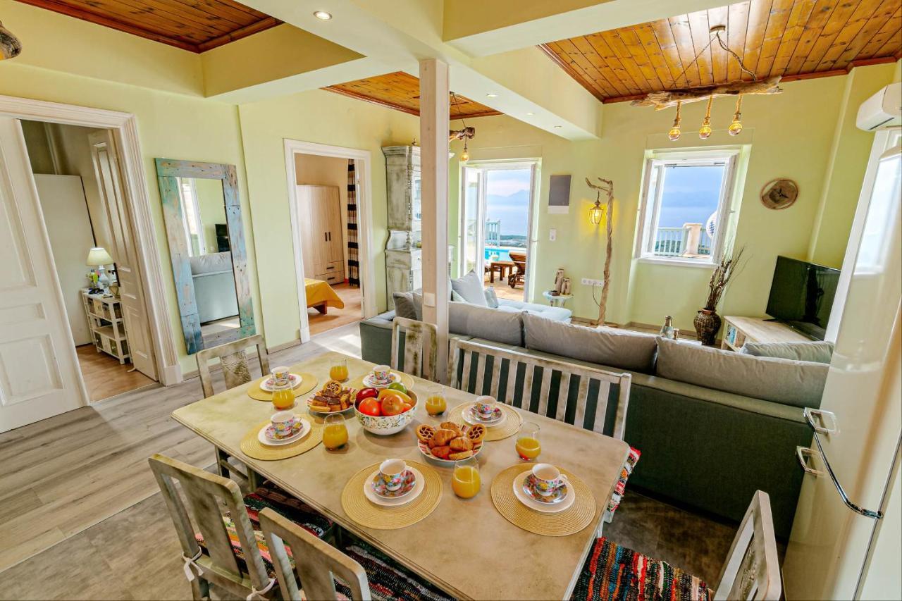 Orizontas Corfu, Private With Breathtaking Views *