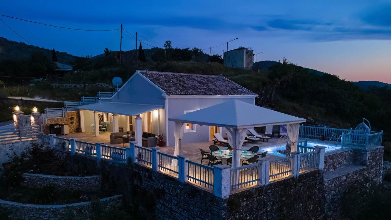 Orizontas Corfu, Private With Breathtaking Views Loutses